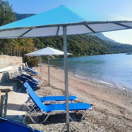 μπαλκόνι στο γαλάζιο 3* أجيوس جورجيوس