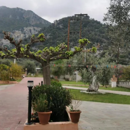 μπαλκόνι στο γαλάζιο 3* أجيوس جورجيوس