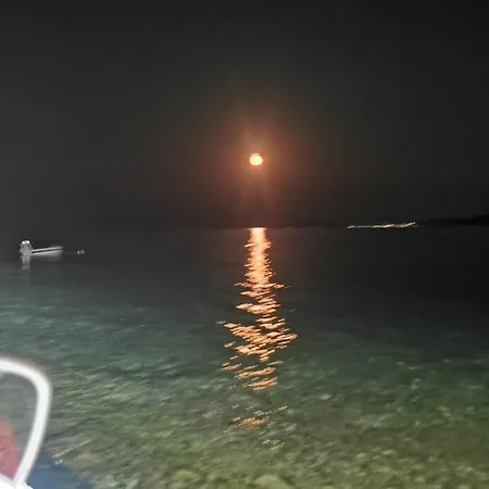 μπαλκόνι στο γαλάζιο Агиос-Георгиос